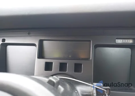 1989 Chevrolet Corvette z USA, uszkodzony, nr VIN 1G1YY2186K5112957